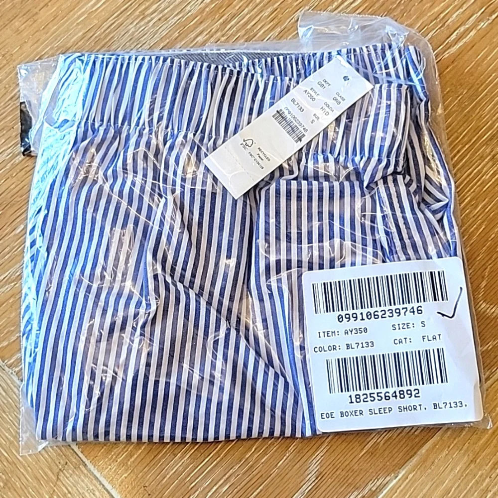 J. Crew Men's Boxer Sleep Shorts Blue/ White Stripe Small NWT